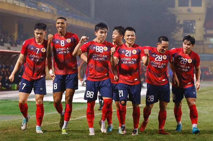 CAHN gặp khó khăn về lực lượng trước chuyến làm khách gặp Bình Định - Ảnh: Đức Cường