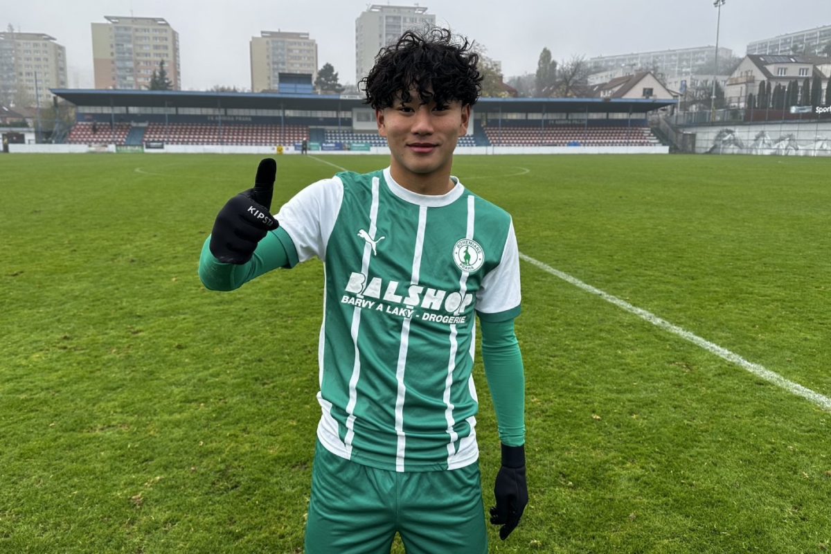 Bui Alex len dT U22 Viet Nam