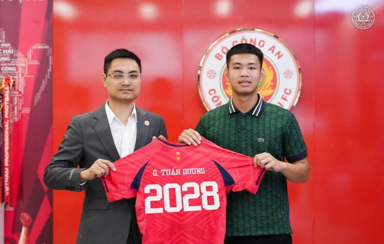 Gia hạn hợp đồng với Giáp Tuấn Dương